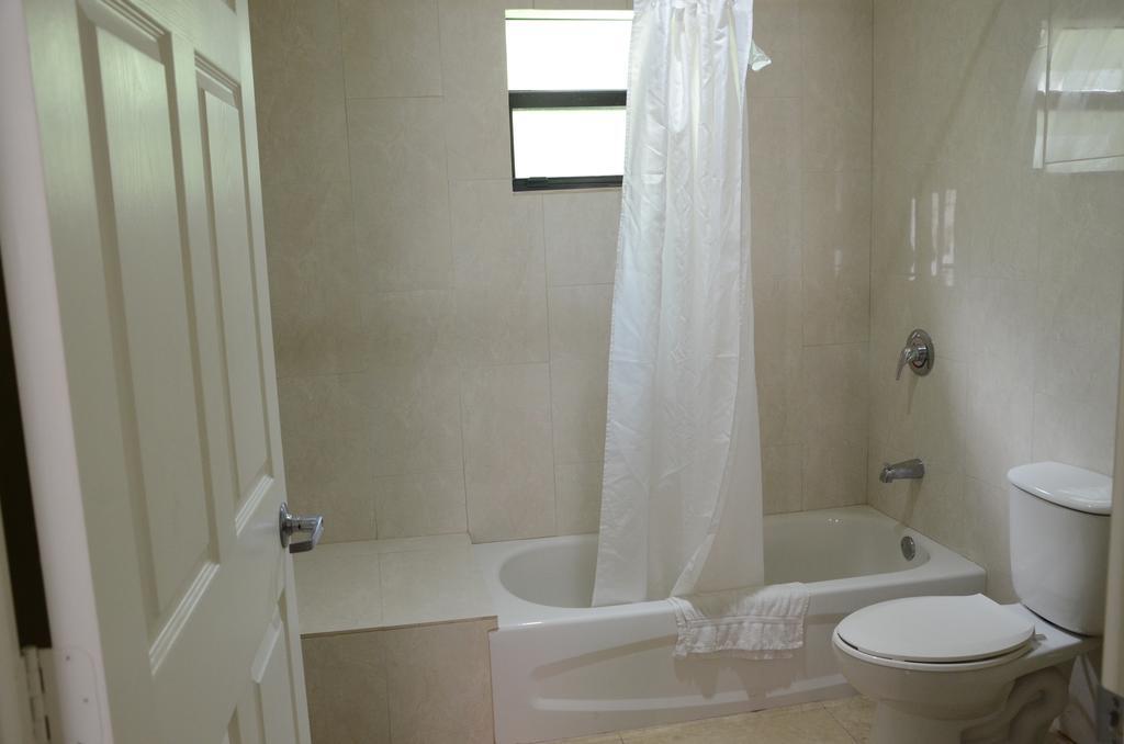 Carl'S El Padre Motel Miami Dış mekan fotoğraf