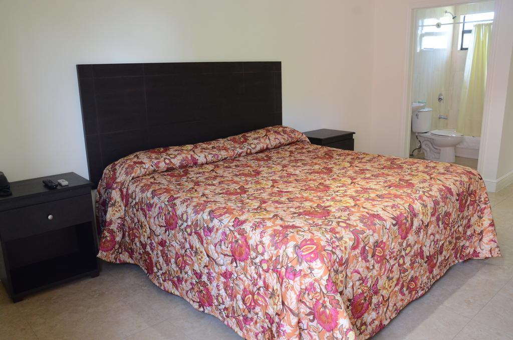 Carl'S El Padre Motel Miami Dış mekan fotoğraf